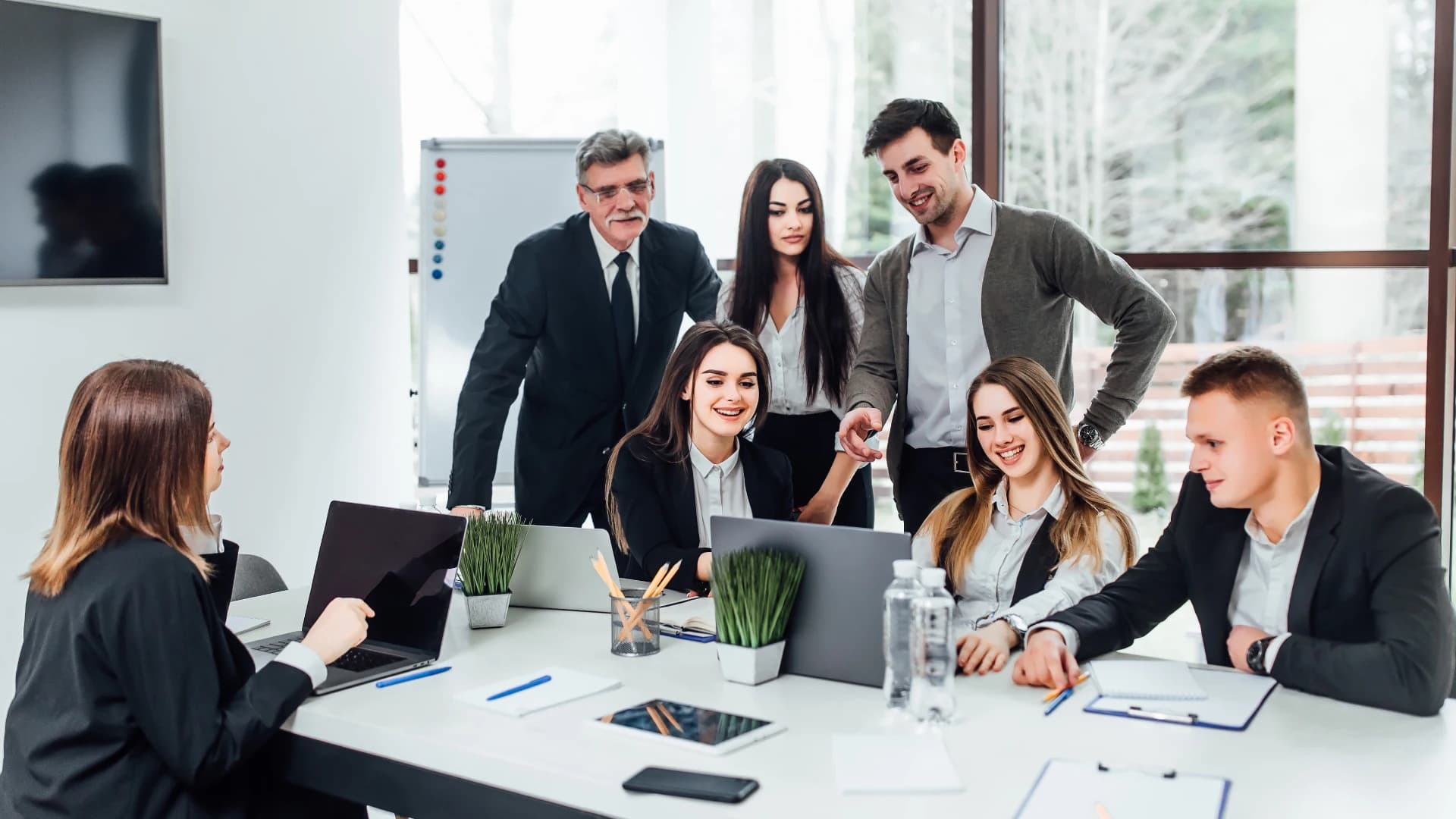 A senior growth team working directly on a B2B commercial strategy